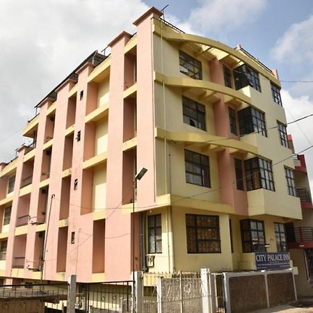 Hotel City Palace Inn Shillong Buitenkant foto