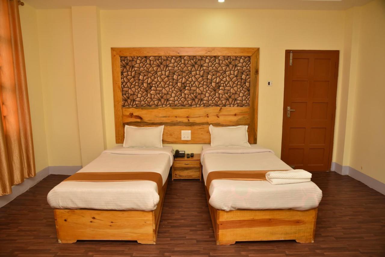 Hotel City Palace Inn Shillong Buitenkant foto