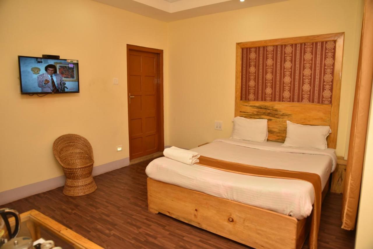 Hotel City Palace Inn Shillong Buitenkant foto