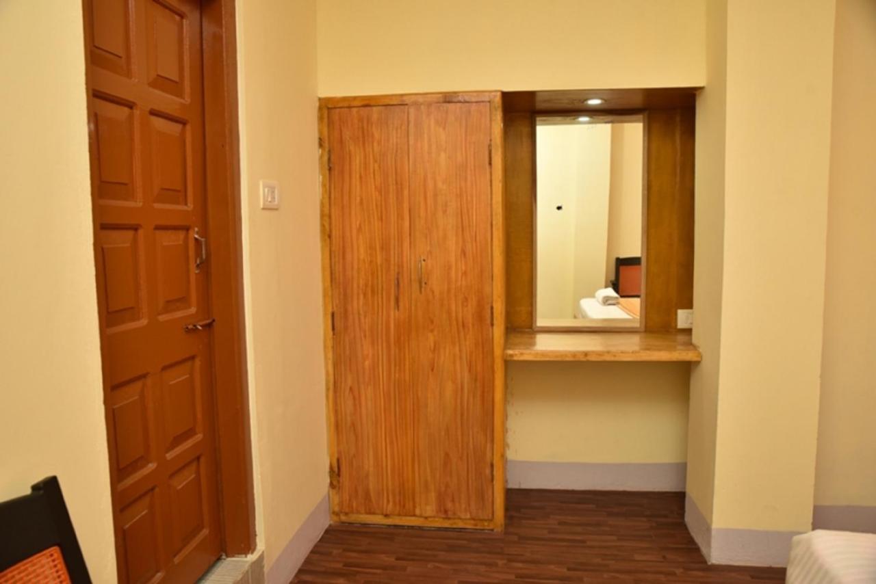 Hotel City Palace Inn Shillong Buitenkant foto
