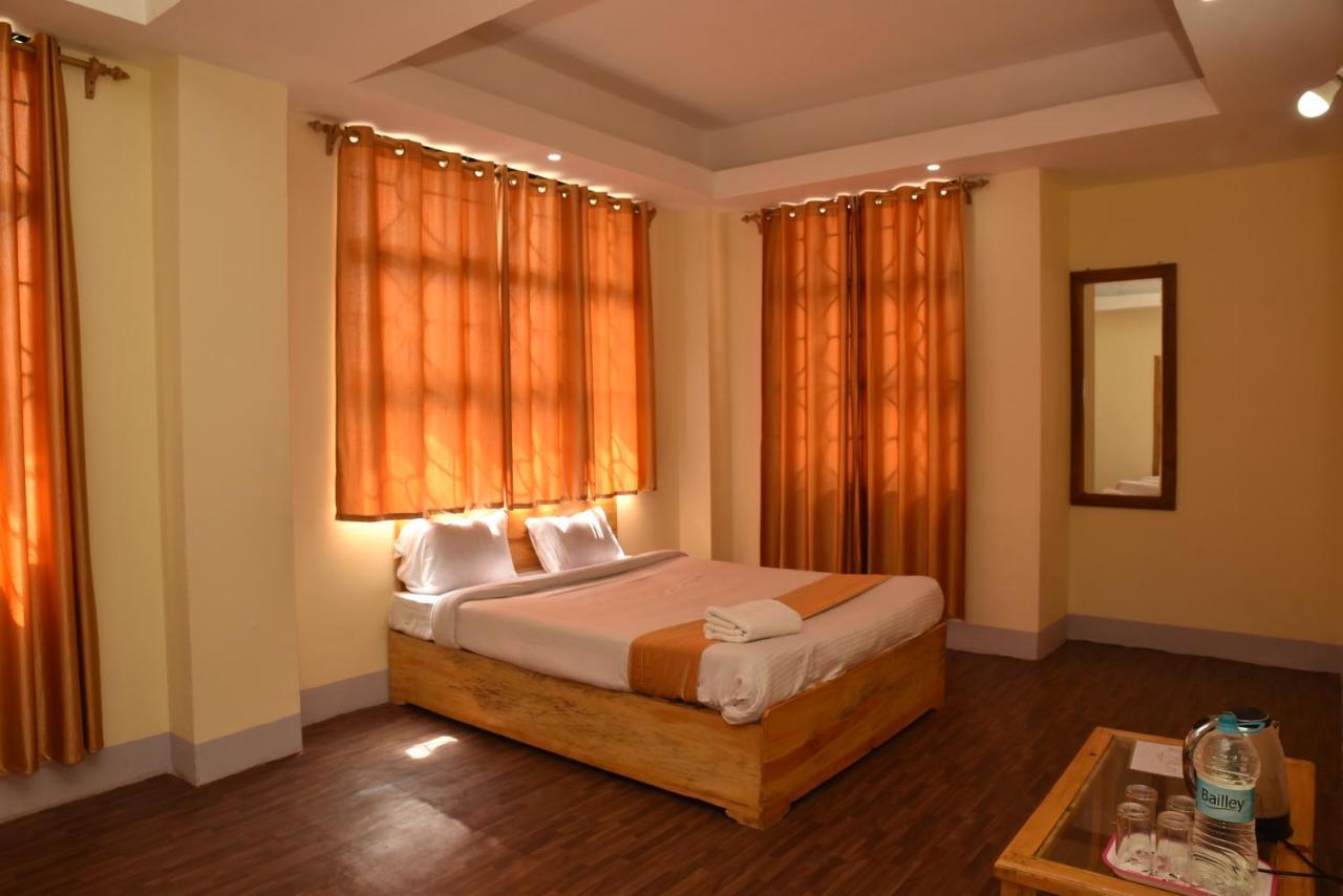 Hotel City Palace Inn Shillong Buitenkant foto
